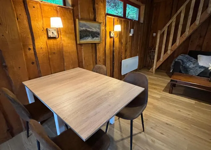 Semesterbostad La Foret Du Domaine Des Aguiles